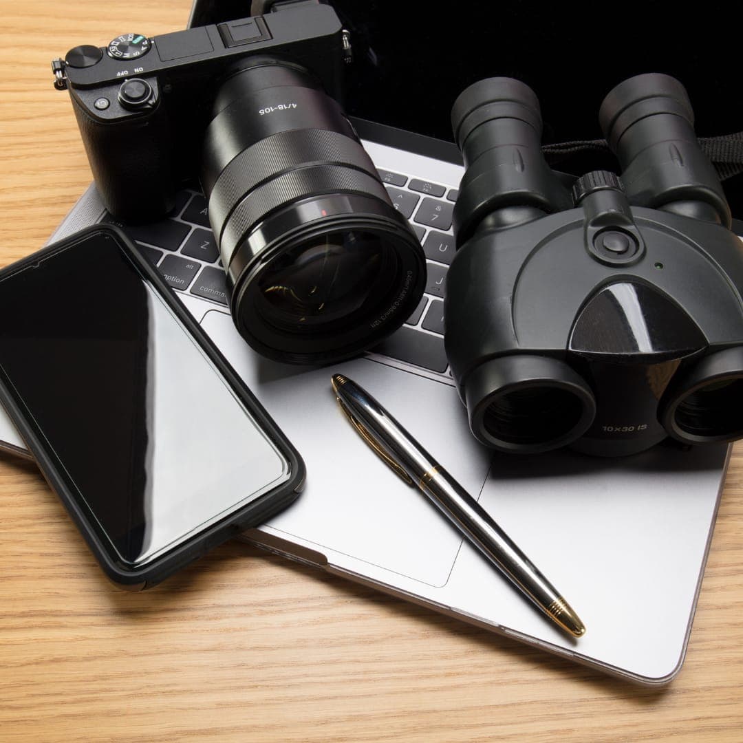 SEGURIDAD Y MONITOREO CORPORATIVO